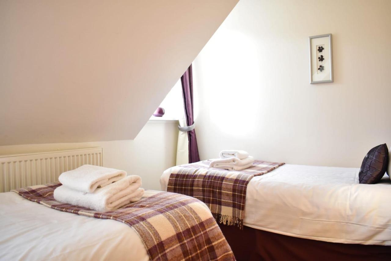 The Ross 2 Bedroom Apartment In Historic Abbey Форт Аугустус Екстериор снимка