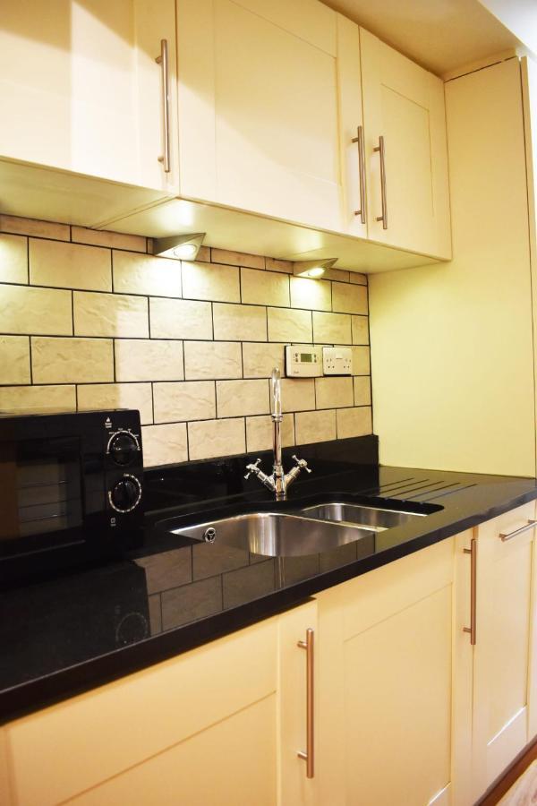 The Ross 2 Bedroom Apartment In Historic Abbey Форт Аугустус Екстериор снимка