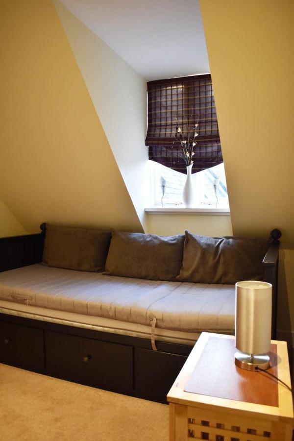 The Ross 2 Bedroom Apartment In Historic Abbey Форт Аугустус Екстериор снимка